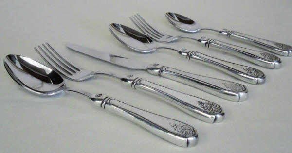 Elegance pewter flatware by Valpeltro of Italy