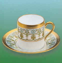 agueyssac cup and saucer.jpg (256556 bytes)